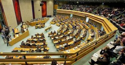 В парламенте Нидерландов призвали заблокировать финансирование Польши из ЕС