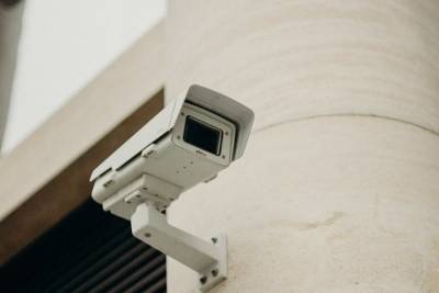 Камеры видеонаблюдения следят за городским имуществом в Ставрополе