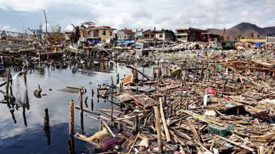 Число жертв тайфуна «Компасу» на Филиппинах выросло до 30 человек