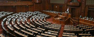 В Японии досрочно распускают нижнюю палату парламента