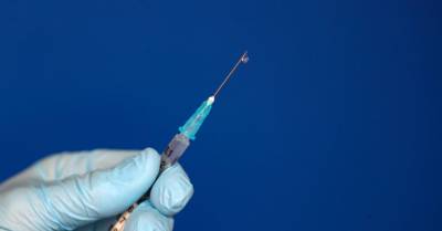 Темпы вакцинации в Латвии ускорились: в среду вакцину получило более 10 тысяч человек
