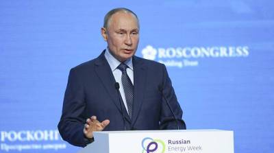 Владимир Путин: США совершают большую ошибку, используя доллар как санкционный инструмент