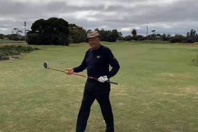 100-летний любитель гольфа назвал причины своего активного долголетия