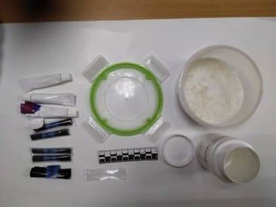 В ХМАО полиция приехала разнимать домашнюю ссору и нашла 1 кг наркотиков