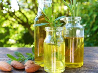 Медики раскрыли пользу миндального и арахисового масла для здоровья