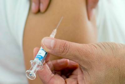 В регионе ввели обязательную вакцинацию от коронавируса для некоторых ульяновцев