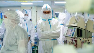 Мурашко: более 1,1 млн пациентов лечатся от коронавируса в России
