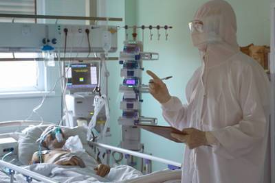 В России установлен новый рекорд по смертям пациентов с коронавирусом