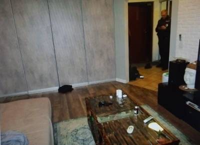 В Петербурге полиция приехала разнимать драку в квартире, а нашла крупную партию наркотиков