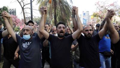 Один человек погиб при обстреле демонстрантов в Бейруте