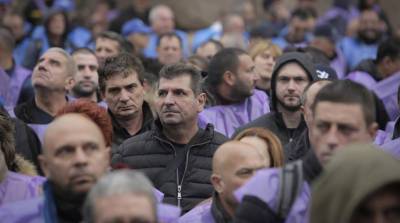 В Болгарии шахтеры и энергетики провели акцию протеста, требуя сохранить рабочие места
