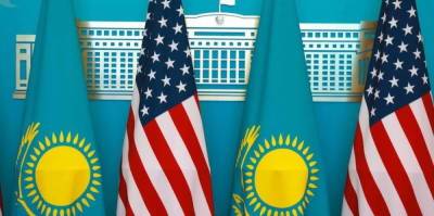 Шантажом и посулами США толкают правящую элиту Казахстана на...