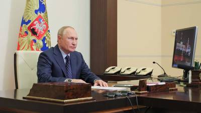 В Кремле рассказали о планах Путина по ревакцинации