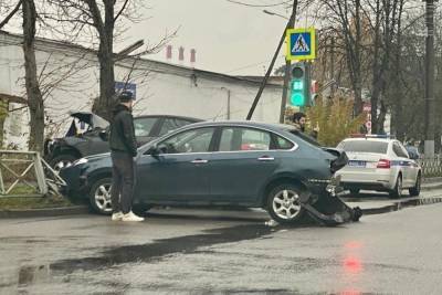 В Туле собралась автомобильная пробка из-за ДТП на Одоевском шоссе