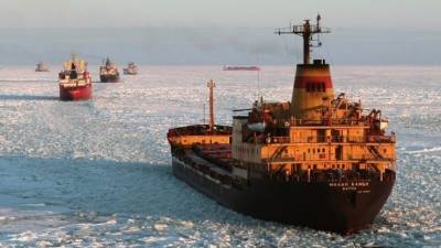 Путин: Россия намерена кратно увеличить грузопоток по Северному морскому пути