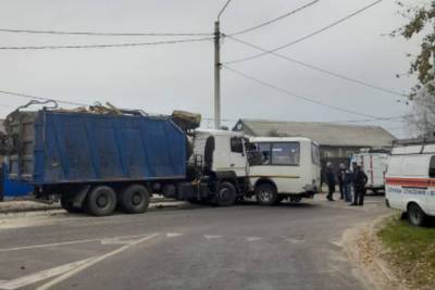 В результате ДТП в Придонском микрорайоне пострадали два пассажира маршрутки