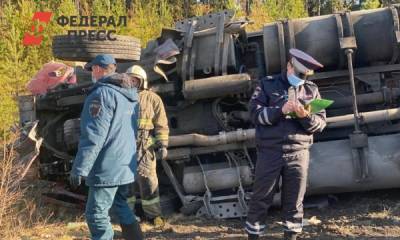 Пожилая пара погибла в ДТП с грузовиком на Среднем Урале