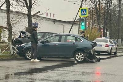 В ДТП на Одоевском шоссе пострадал водитель Nissan