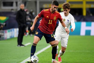Футболист сборной Испании сыграл в финале Лиги наций с переломом стопы