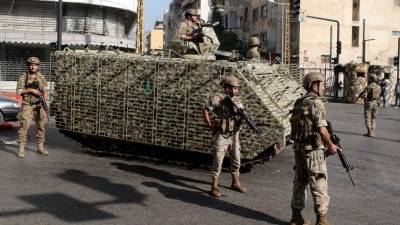 Военные ищут снайперов, обстрелявших демонстрантов в столице Ливана