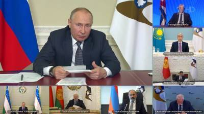 Уделить особое внимание цифровизации призвал Владимир Путин участников заседания Высшего Евразийского экономического совета