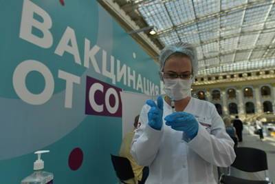 Среди вакцинированных от коронавируса москвичей разыграют квартиры