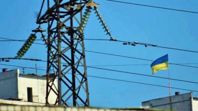 Киев принял решение полностью отказаться от электроэнергии из России и Беларуси