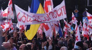 Многочисленная акция в поддержку Саакашвили в Тбилиси показала протестный потенциал оппозиции
