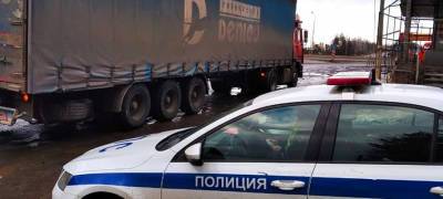 «Я еду на большой машине»: на трассе в Карелии полиция устроила план-перехват, чтобы найти сбежавшую из дома девочку-подростка
