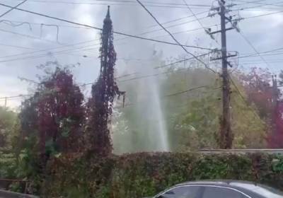Мощный фонтан ударил в Одессе, видео ЧП: "Один из самых высоких"