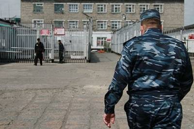 В Сибири заключенные отказались вернуться в камеры и напали на полицейских