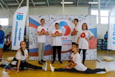 Спортивный праздник собрал 108 учеников из 18 школ Ленобласти в Кировске