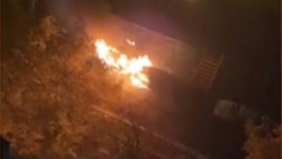 Мужчина сгорел в машине на юго-западе Москвы