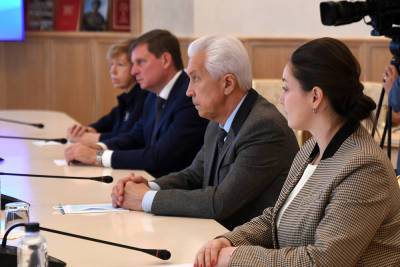 Игорь Руденя провел встречу с сенаторами и депутатами ГосДумы от Тверской области