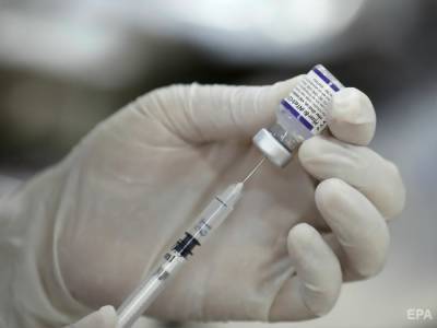 Бустерная вакцинация разными COVID-вакцинами эффективна и безопасна – исследование