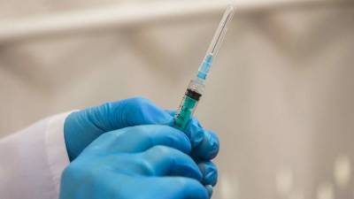 В Петербурге начались клинические испытания вакцины от COVID-19 «Бетувакс»