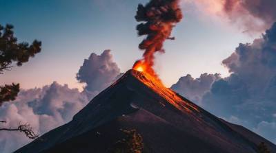 Вулкан на Канарских островах начал извергать породы возрастом более 2 млн лет