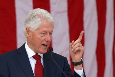 Уролог связал болезнь Билла Клинтона с активной половой жизнью