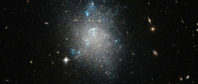 NASA показало спиральную галактику в созвездии Скульптор
