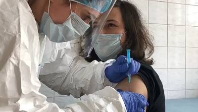 В Петербурге стартовали клинические испытания вакцины "Бетувакс-КоВ-2"