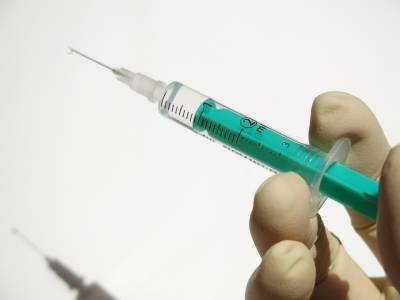 В Петербурге начали испытывать антикоронавирусную вакцину «Бетувакс»
