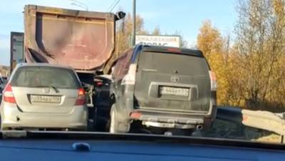 Под Петербургом водитель попытался проехать пробку с пистолетом наголо