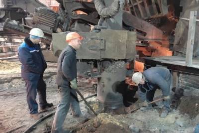 На Алчевском металлургическом комбинате запустили вторую доменную печь