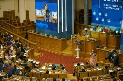 «Женский забег» предложили включить в программу IV Евразийского женского форума