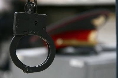 Столичная прокуратура обвинила 39-летнего мужчину в убийстве и вымогательстве