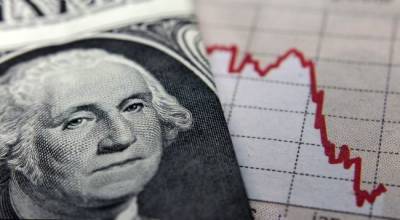 Курс доллара упал ниже 71 рубля впервые с 20 июля 2020 года
