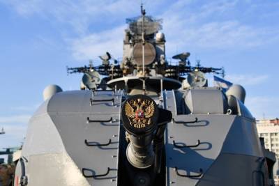 Минобороны заявило о попытке американского эсминца пересечь границу РФ в Японском море
