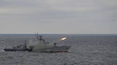Дандыкин назвал провальной попытку эсминца ВМС США Chafee нарушить водные границы РФ