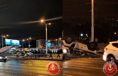 Милицейский автомобиль опрокинулся возле метро «Михалово» в результате ДТП