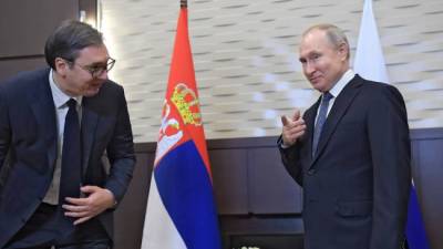 Президент Сербии намерен лично просить Путина о снижении цены на газ